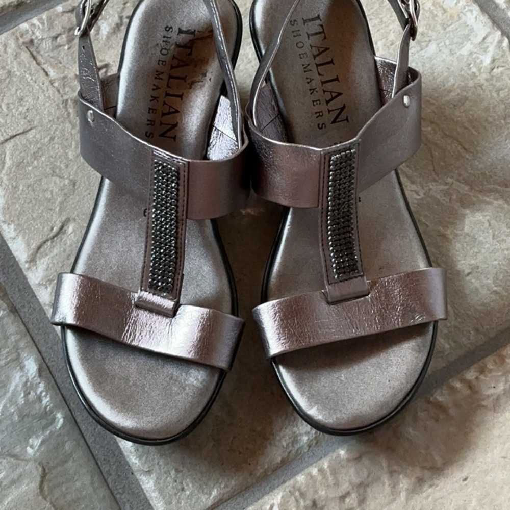 Italian Shoemakers Metallic Sandals with Black Accents - Picture 3 of 8